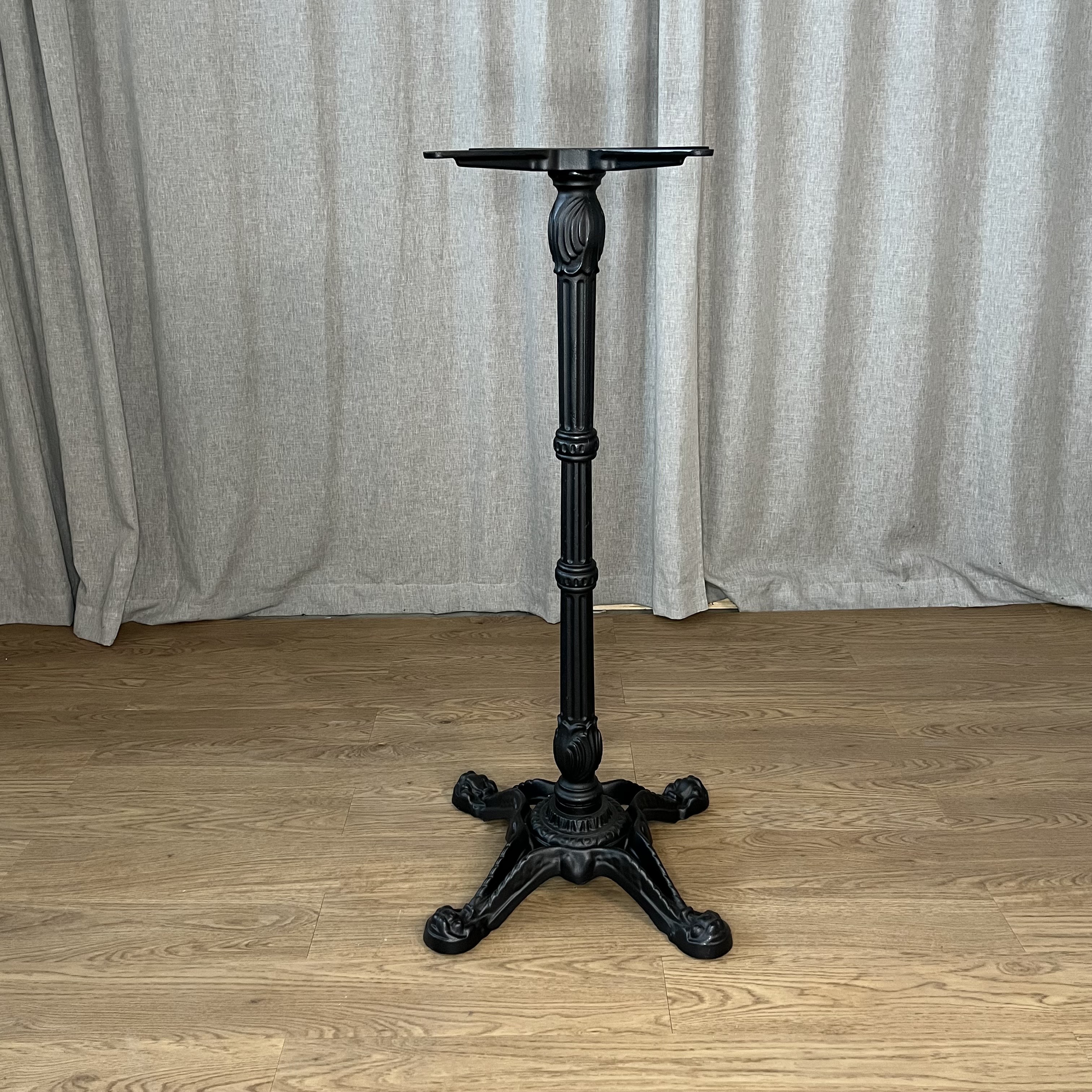 Pedrali Bistrot pystypöydänjalka, musta