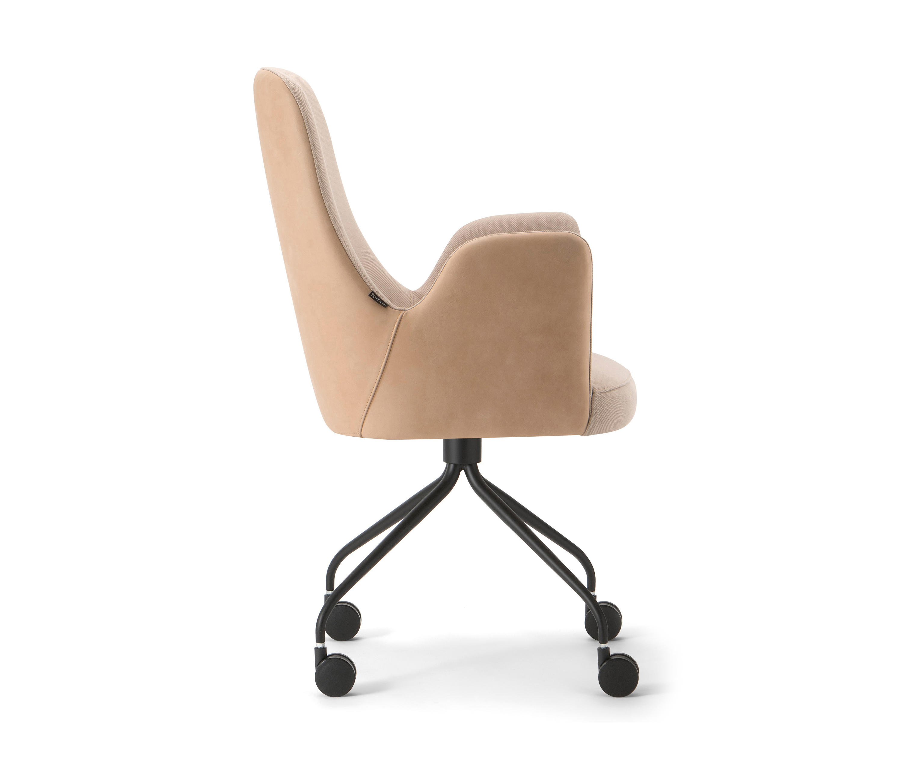 Adima-04 111 käsinojallinen tuoli