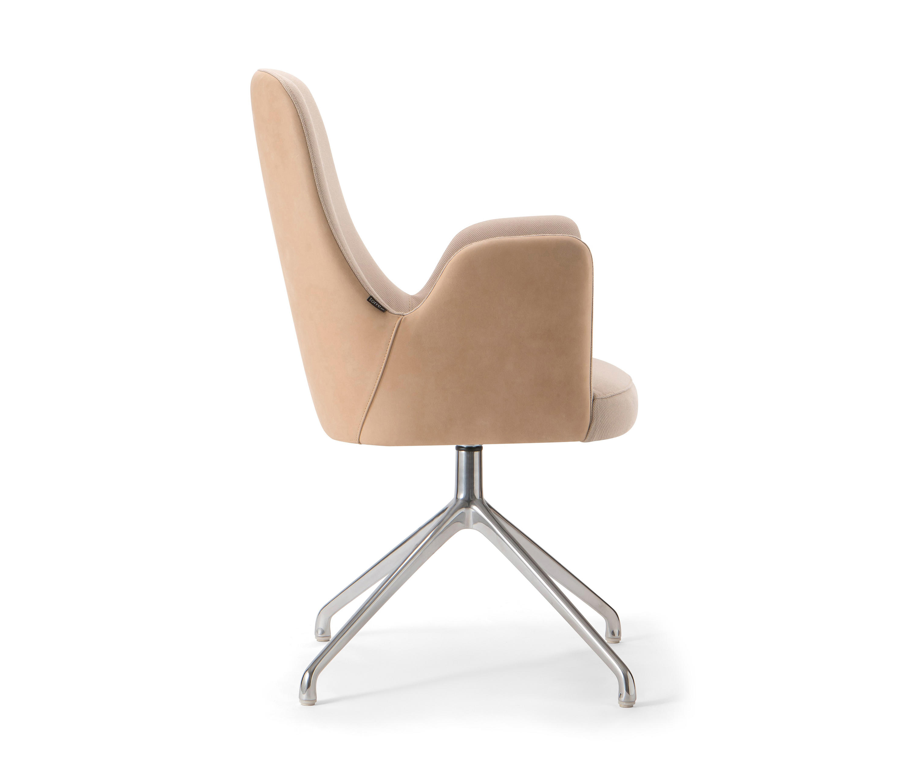 Adima-04 102 käsinojallinen tuoli