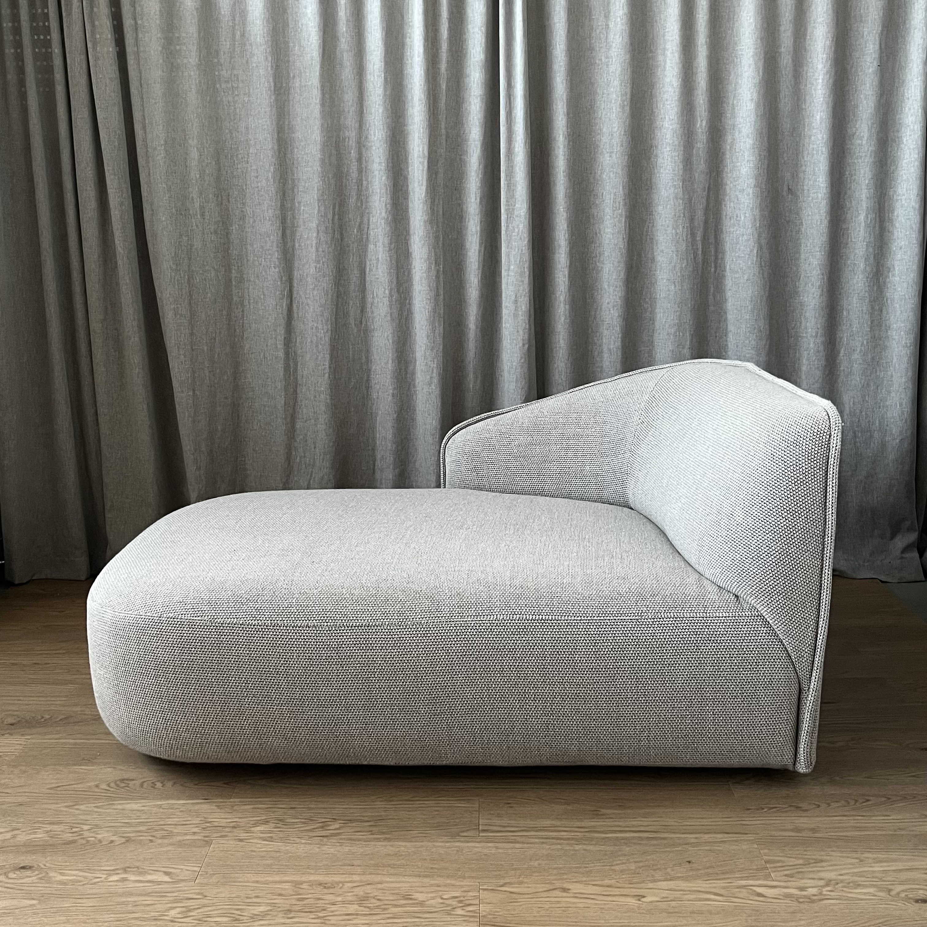 True Design Sibylla SY 1P00L/R sohva