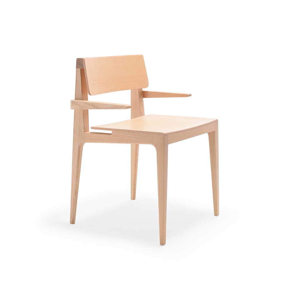 Derby 2602 PO käsinojallinen tuoli