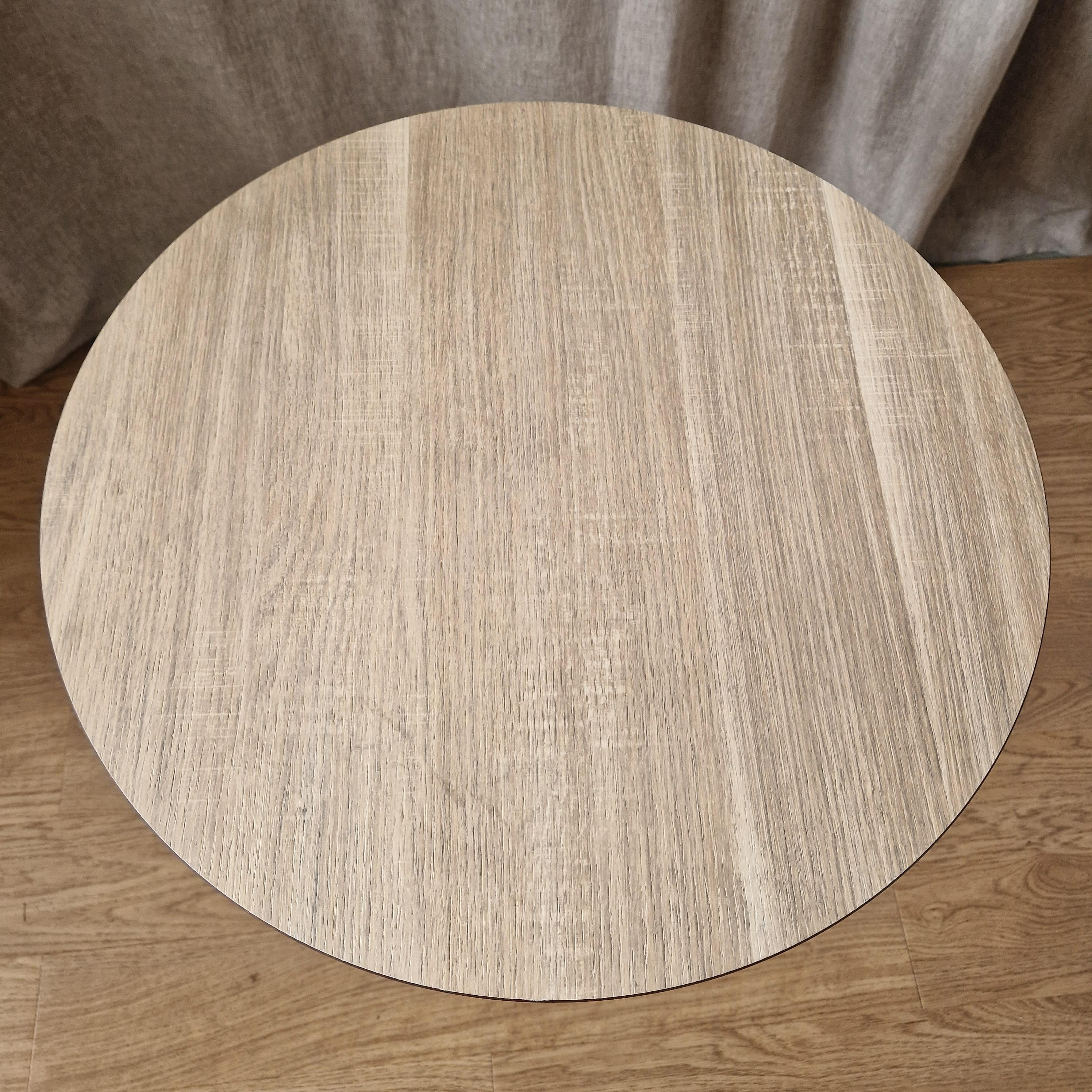 Pyöreä umpilaminaattikansi, dia 590 mm