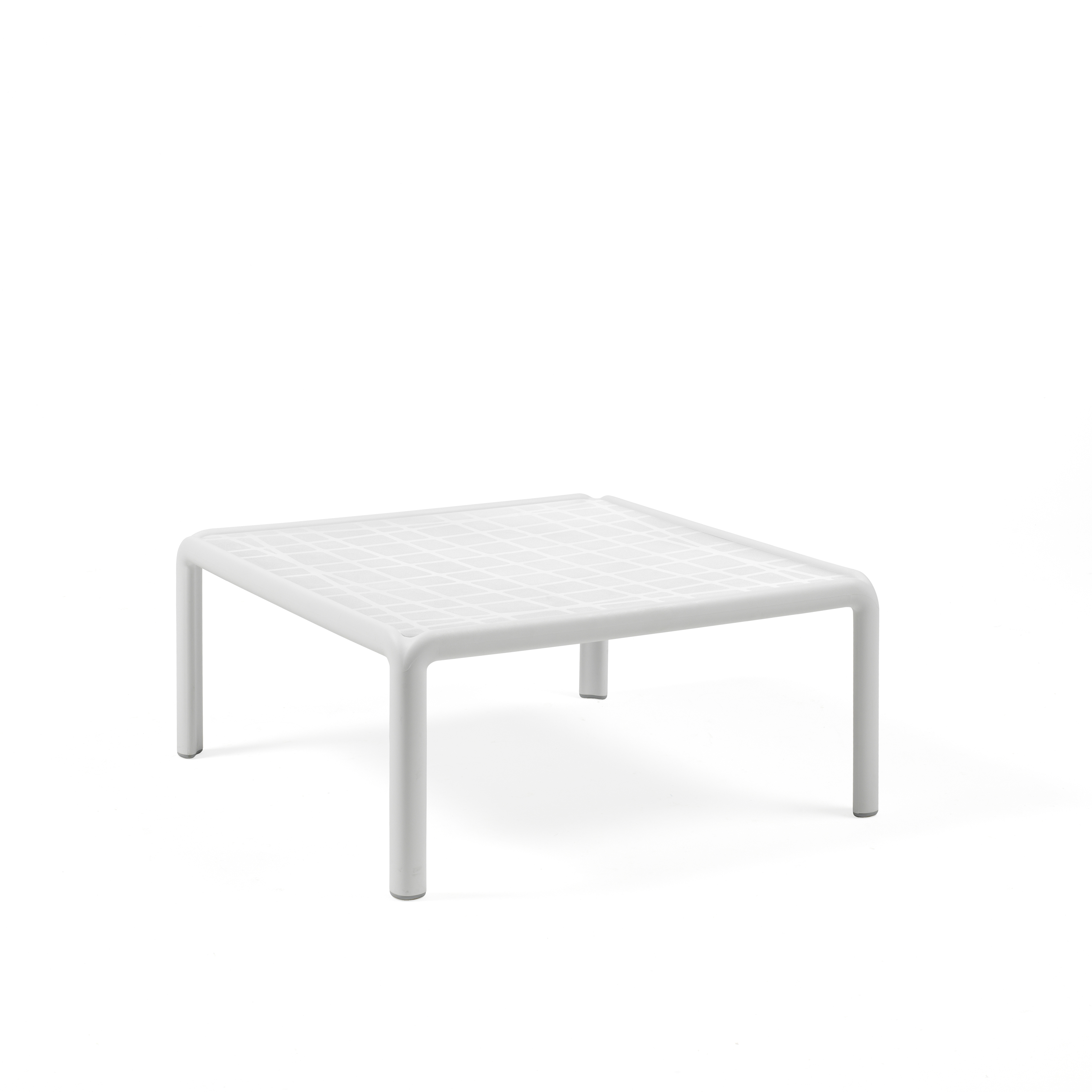 Komodo pöytä 700x700