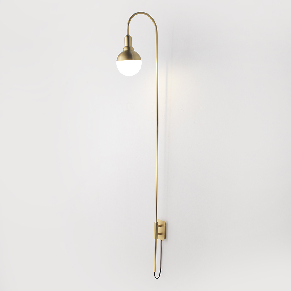 Helmet Curve seinävalaisin