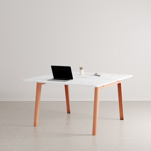 New Modern työpöytä 130x140