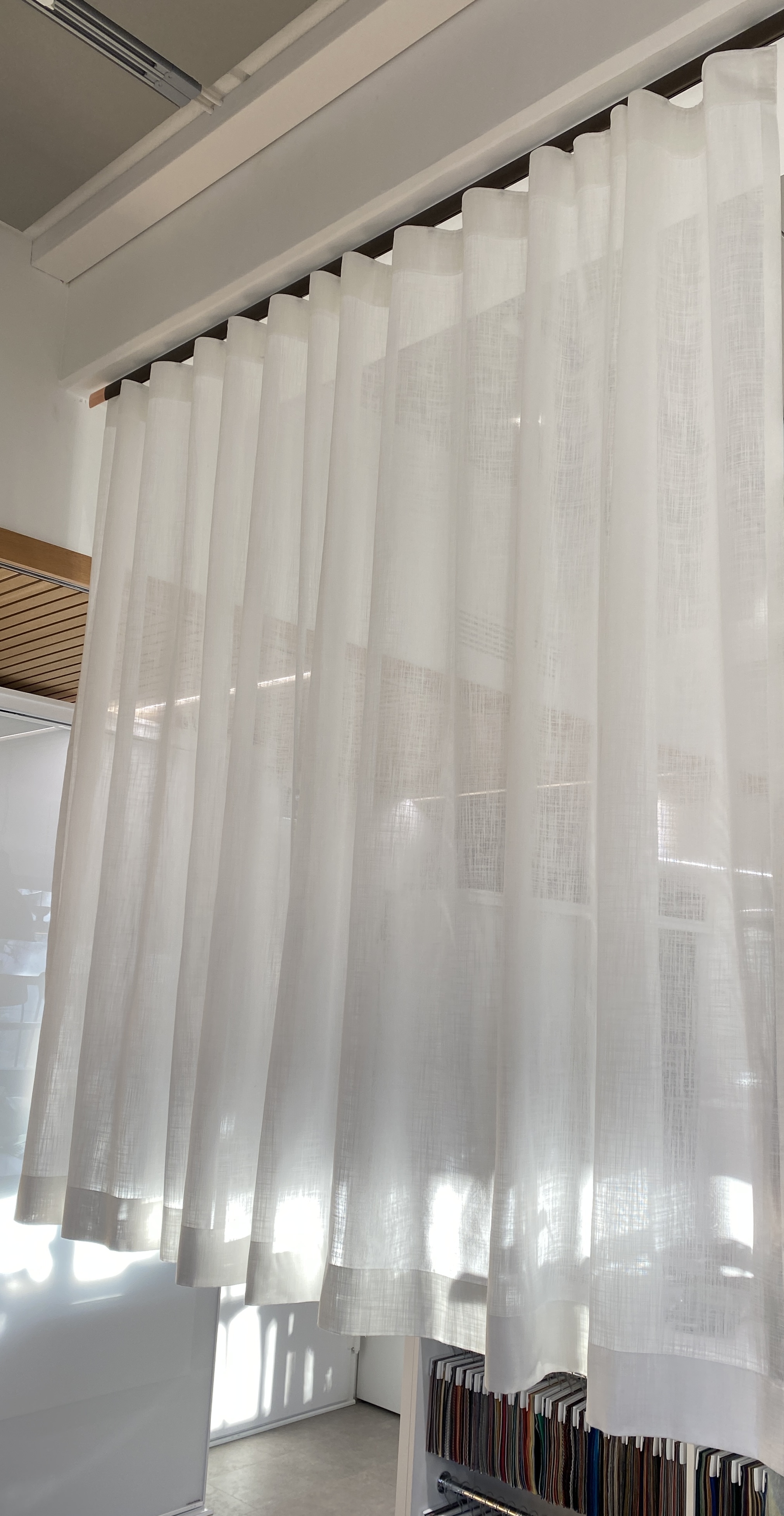 Edmund Bell Revive-valoverho, valkoinen, tuplaleveä