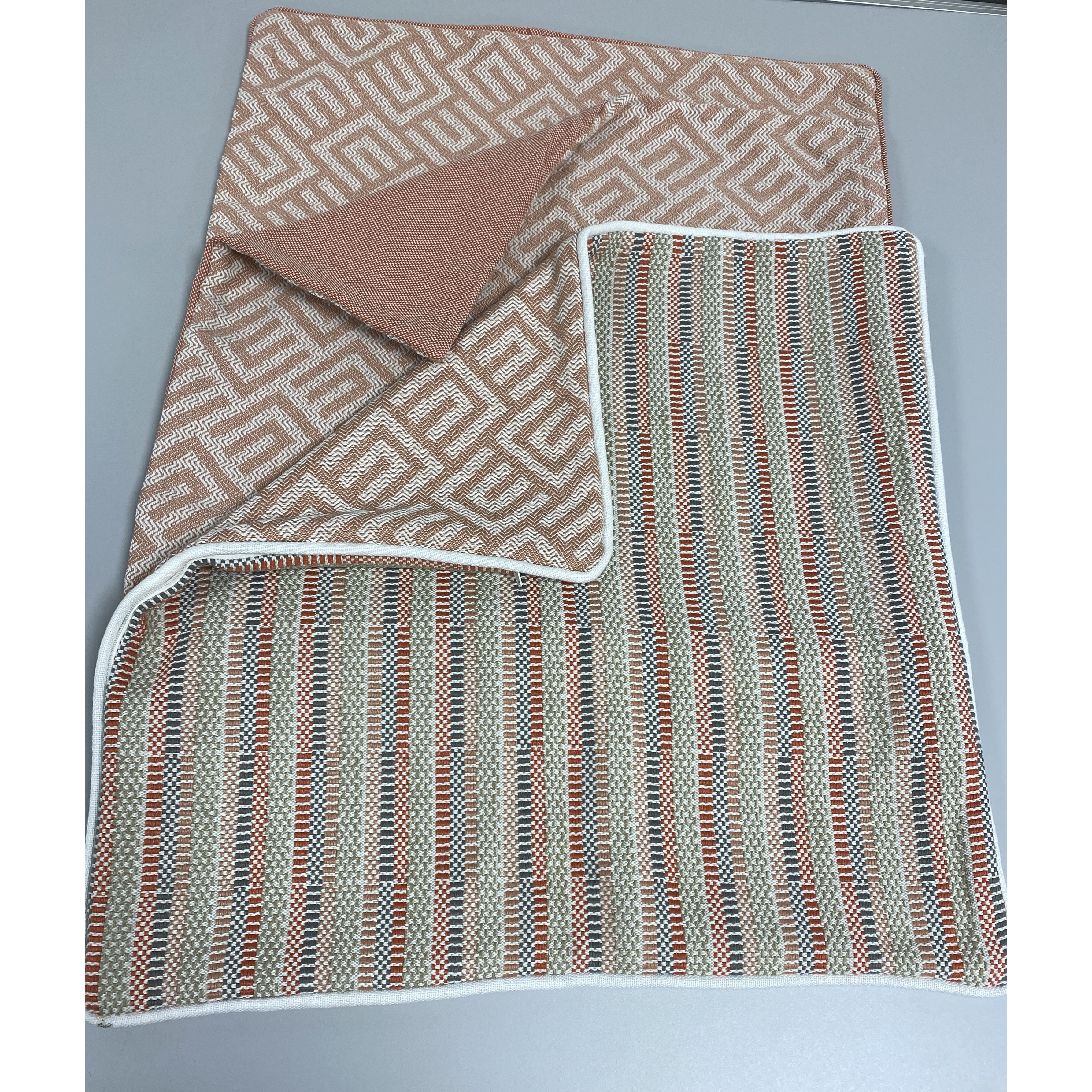 Kaksipuolinen indoor/outdoor tyynynpäällinen, Panaz Laguna